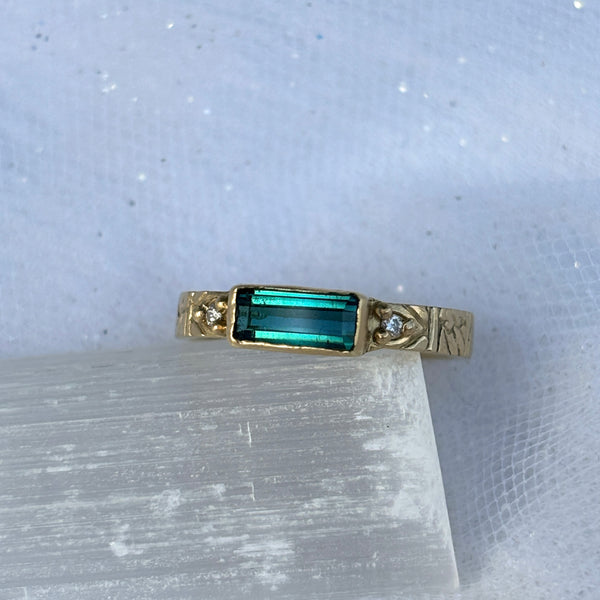 Myth and Stone Rainy Day Oracle ring