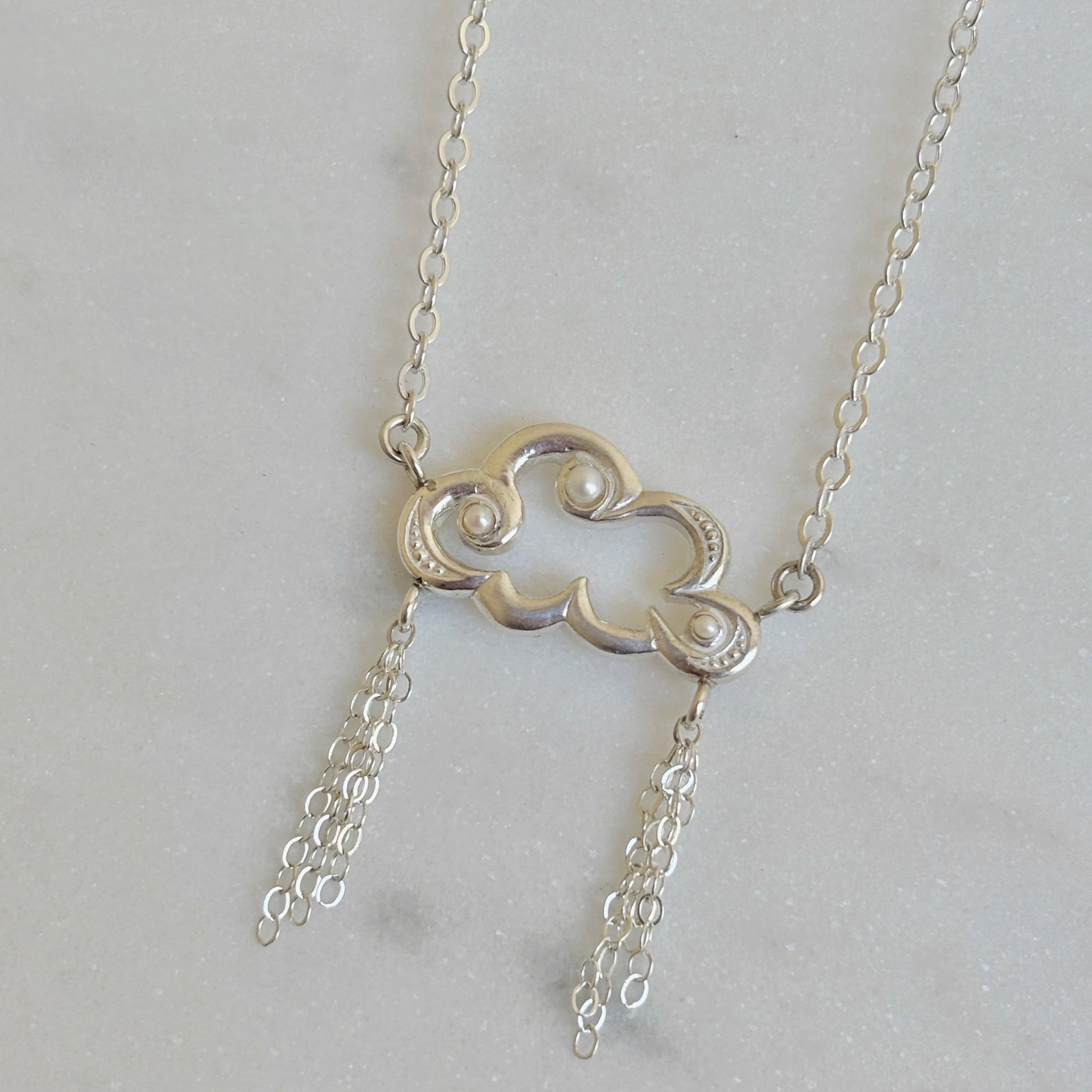 Myth and Stone Cloudburst pearl necklace