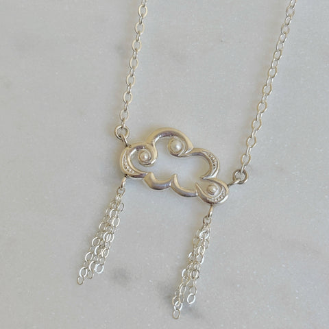 Myth and Stone Cloudburst pearl necklace