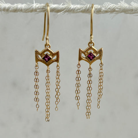 Myth and Stone Wind Chime garnet earrings in gold