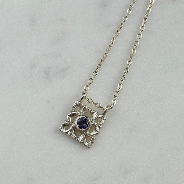 Myth and Stone Sequence necklace in silver with Iolite