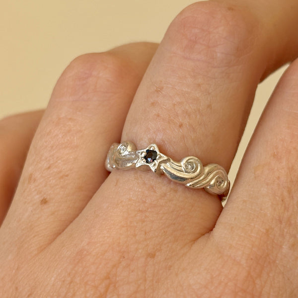 Myth and Stone Meteora ring in silver on hand