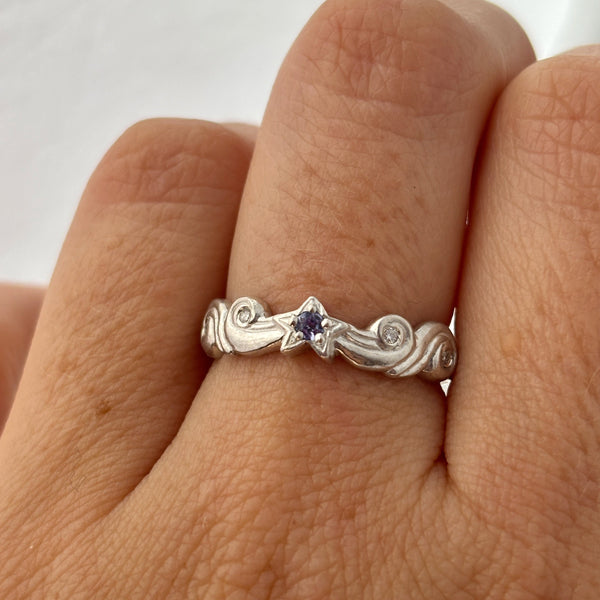 Myth and tone Meteora tanzanite ring on hand