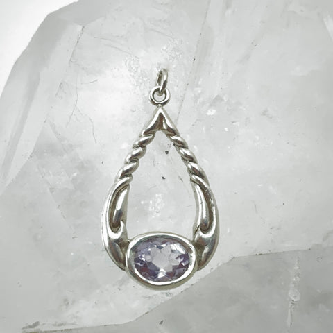 Myth and Stone Oona amethyst pendant front view