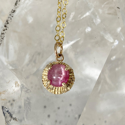 Myth and Stone Illuminated Heart Pink Cat's eye pendant