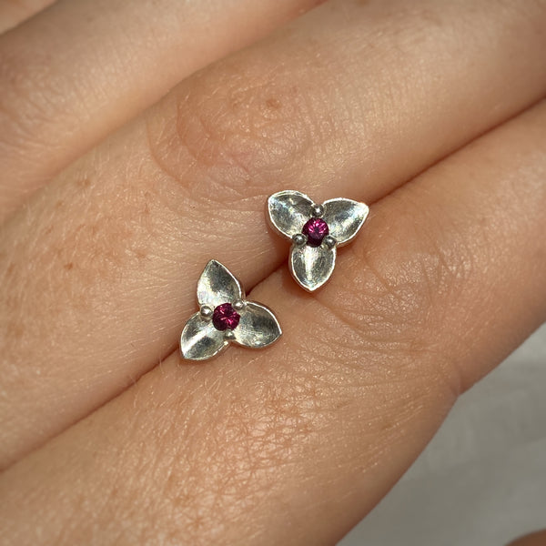 Myth and Stone Trillium studs in silver with garnet